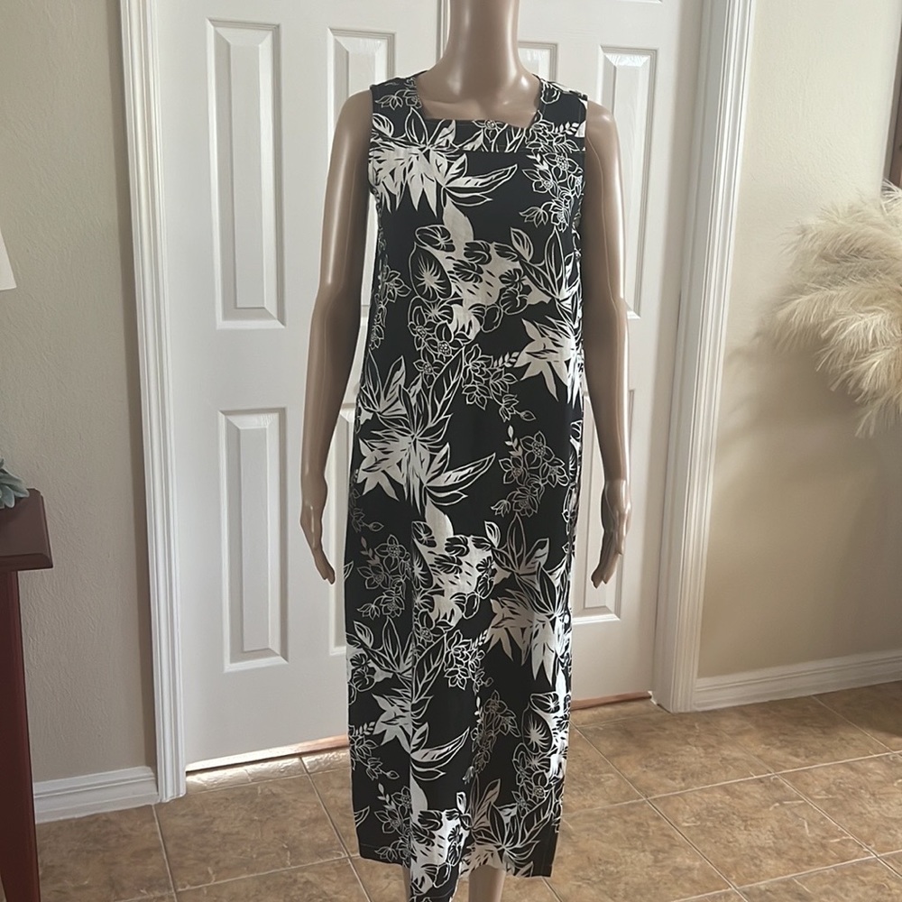 MATCH Designer HAWAIIAN FLORAL MIDI PRINT DRESS